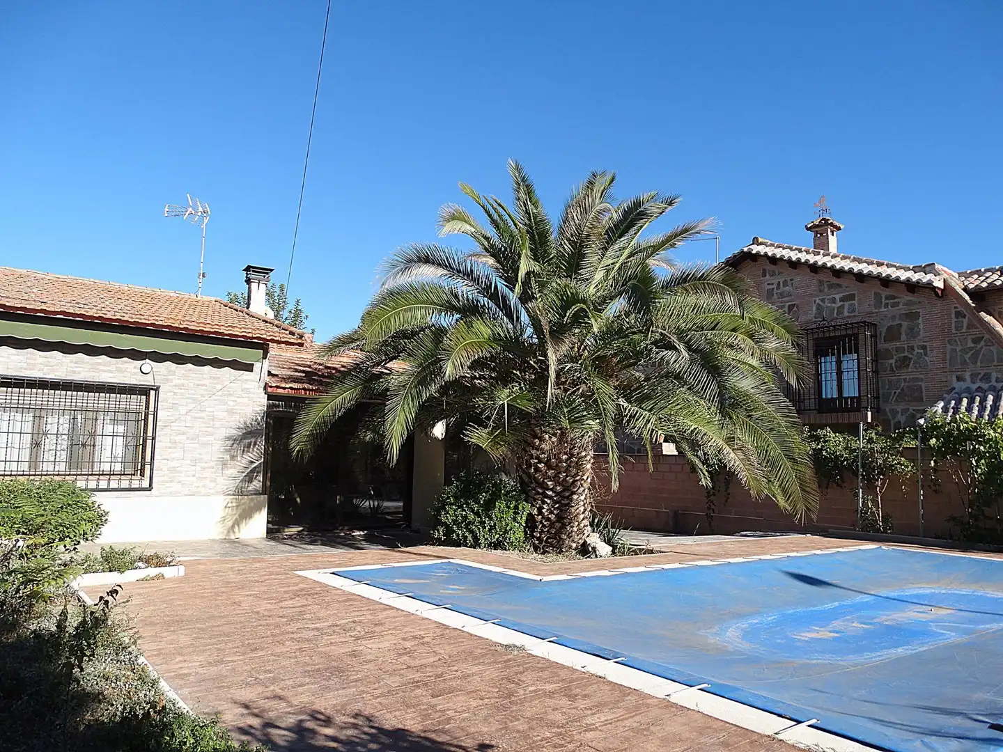 Vista exterior de Casa o chalet en venta en Arganda del Rey con Aire acondicionado, Calefacción y Jardín privado