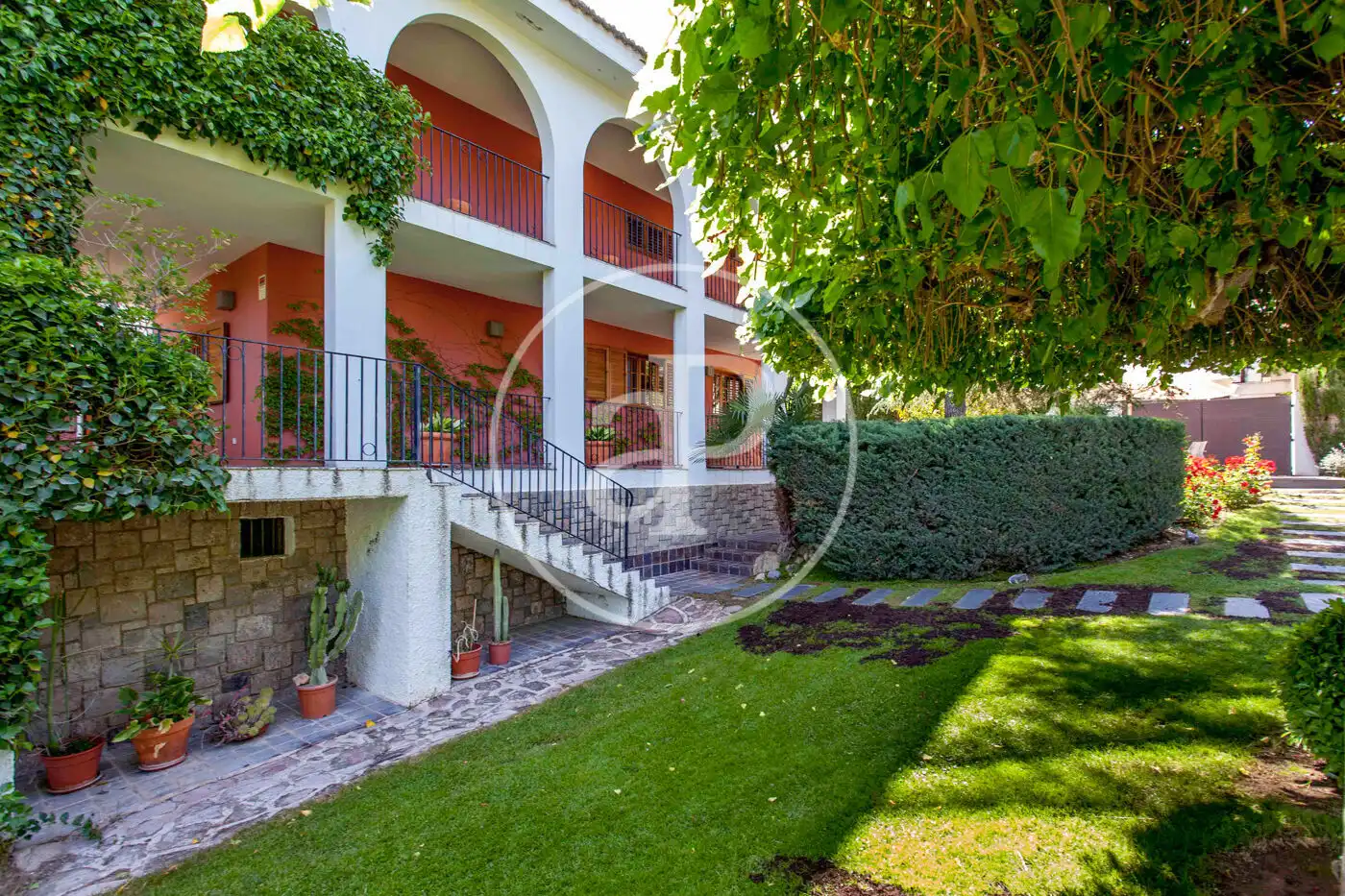 Jardí de Casa o xalet en venda en Chiva amb Aire condicionat, Calefacció i Jardí privat