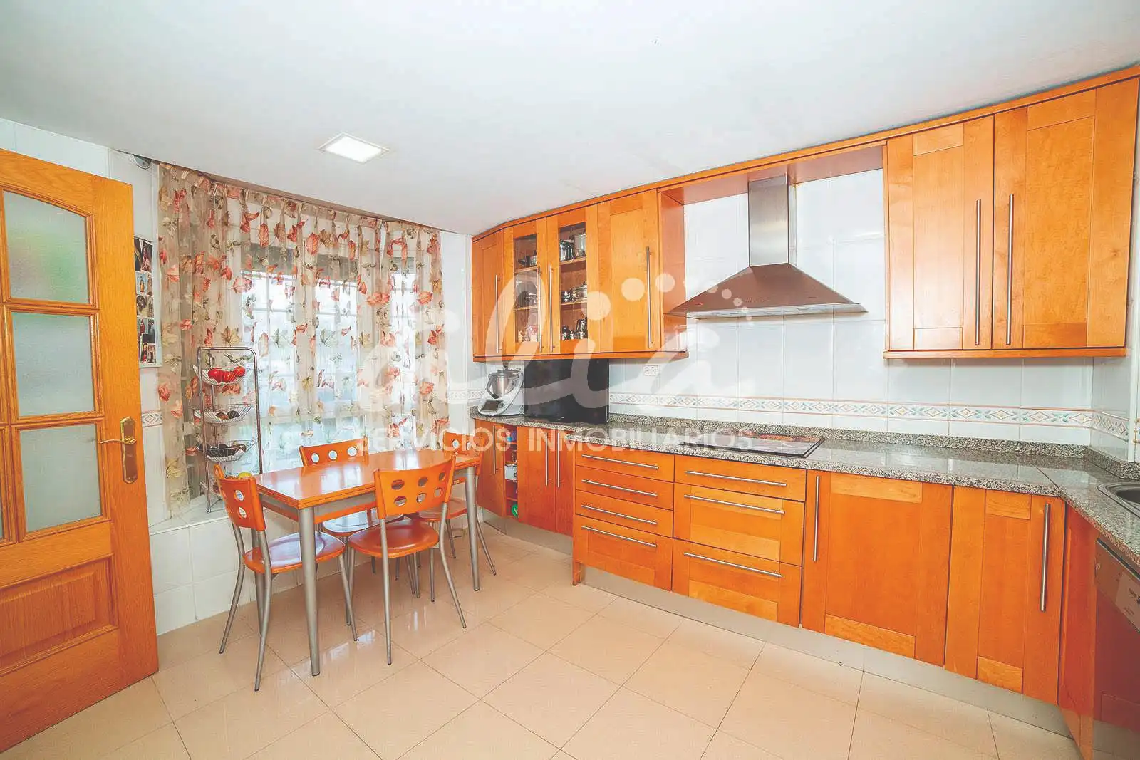 Kitchen of Detached homes for sale in Pinto  with Air Conditioner, Heating and Terrace