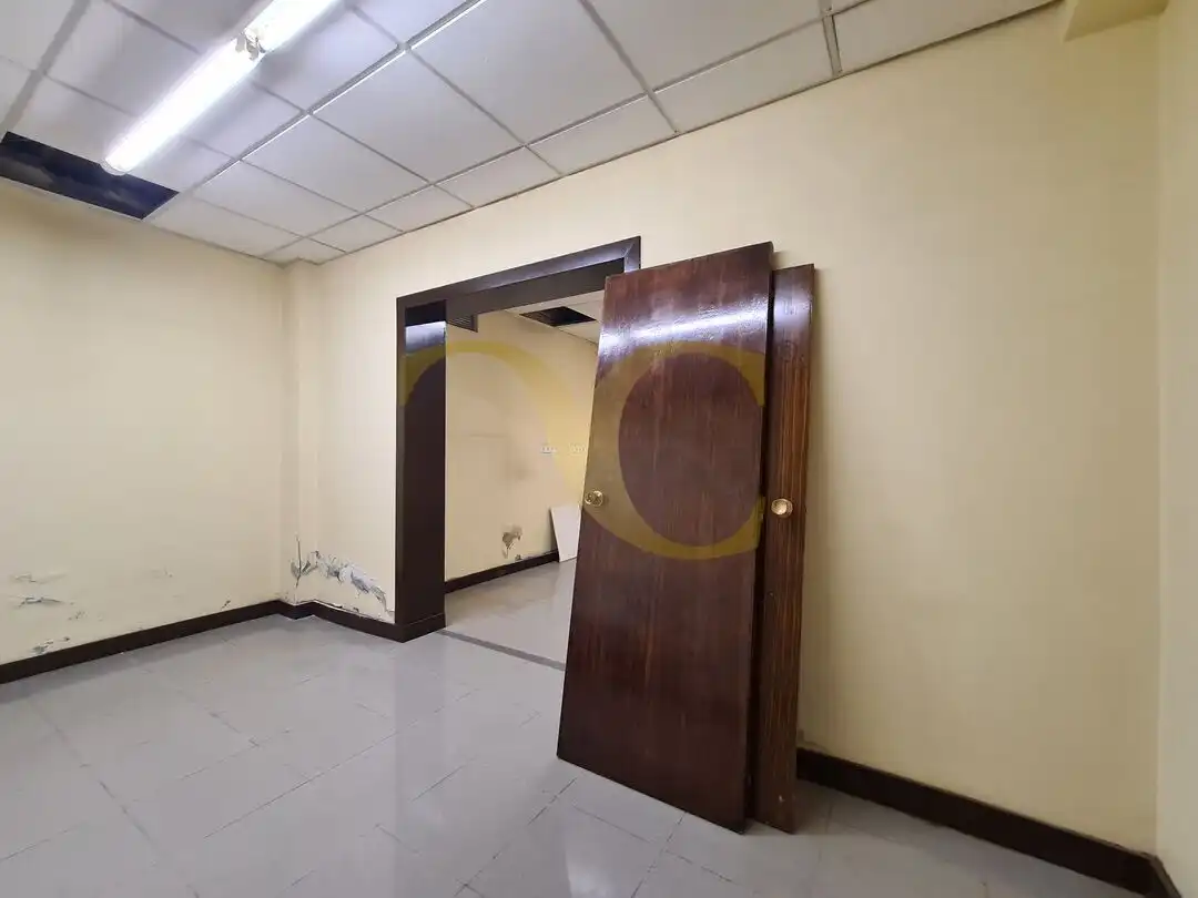 Commercial properties for rent in Gijón   with Air Conditioner