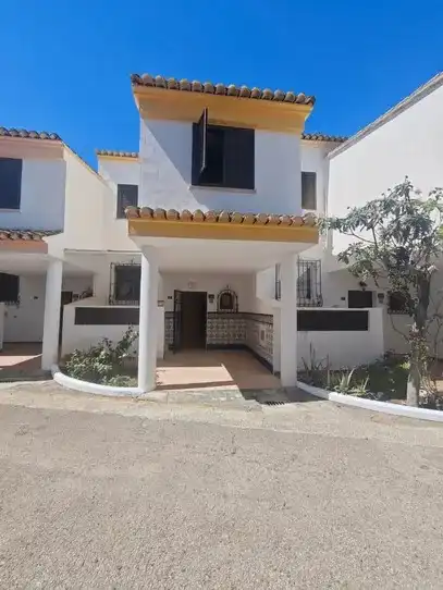Adosado con piscina en venta en Devessa - Monte Pego, imagen 3