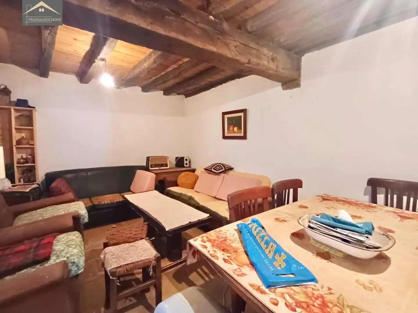 Sala d'estar de Casa o xalet en venda en Santiurde de Reinosa