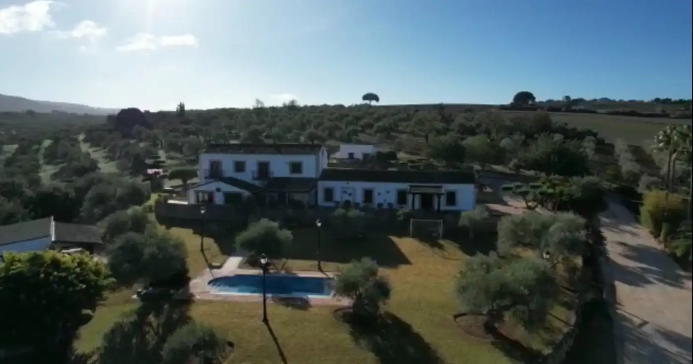 Garden of Country homes for sale in Arcos de la Frontera  with Terrace, Storage room and Swimming Pool