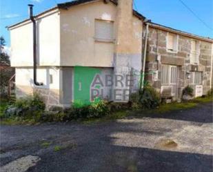 Vista exterior de Casa o xalet en venda en Xunqueira de Ambía amb Calefacció, Traster i Moblat