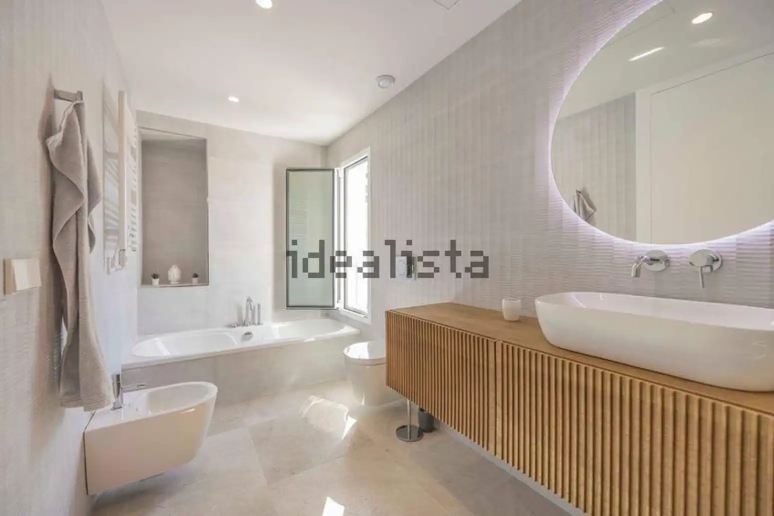 Bathroom of Houses for rent in Alcúdia  with Air Conditioner and Terrace