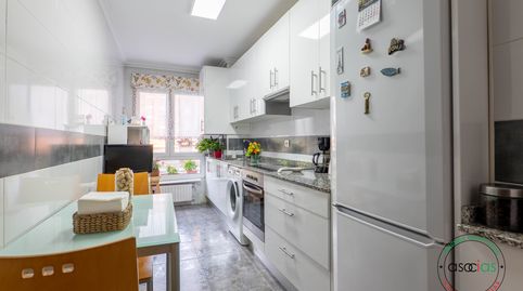 Foto 3 de Piso en venta en Gijón - Calle Magnus Blikstad, 36, Laviada, Gijón