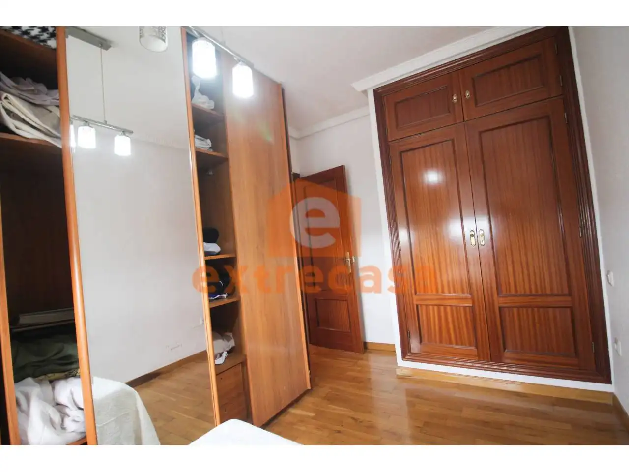 Dormitori de Apartament en venda en Badajoz amb Aire condicionat i Terrassa