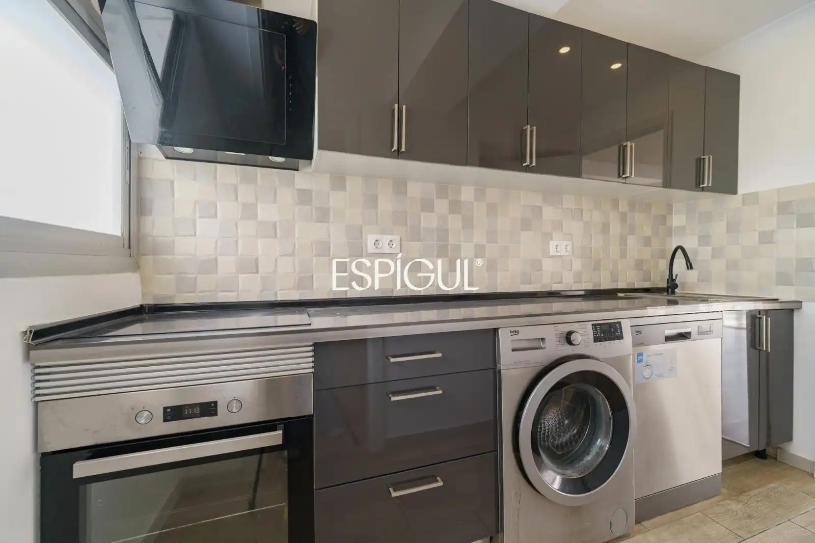 Ático con terraza en venta en Trelawny, imagen 10