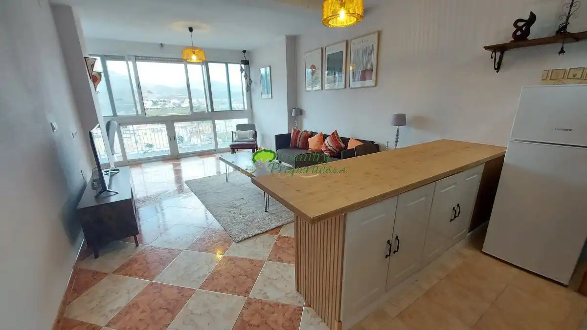 Sala de estar de Apartamento en venta en Almuñécar con Aire acondicionado y Piscina comunitaria
