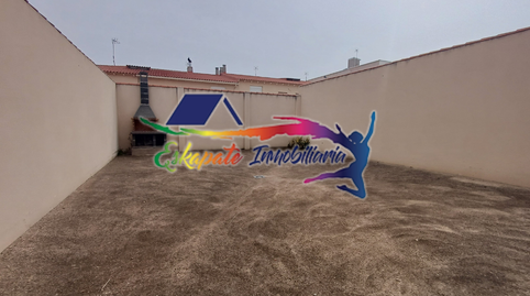 Foto 5 de Casa adosada en venta en Calle Turleque, 154, Villacañas, Toledo
