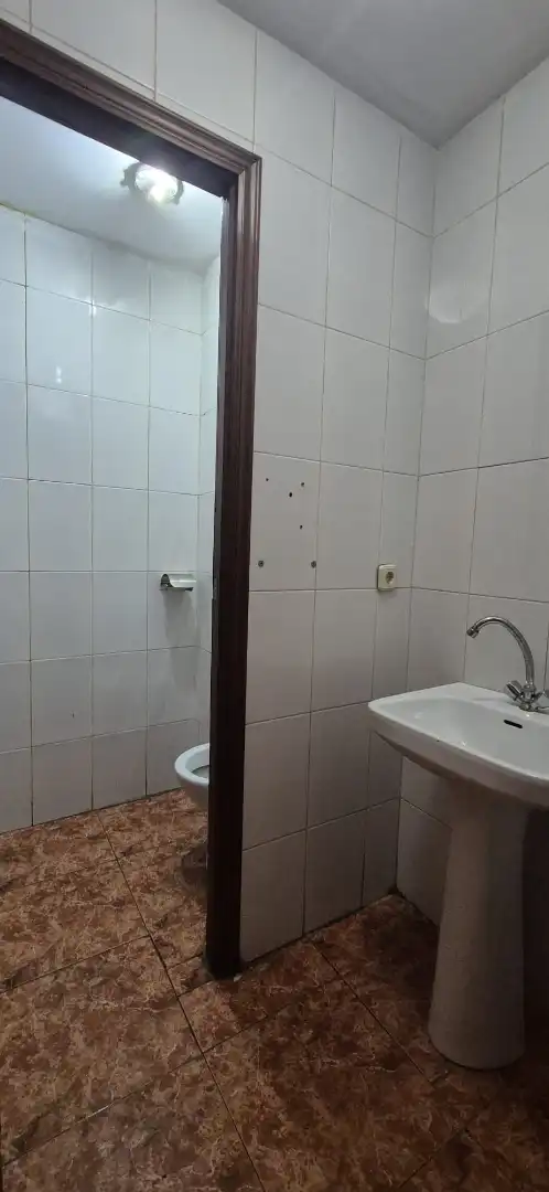 Baño de Local de alquiler en Sevilla