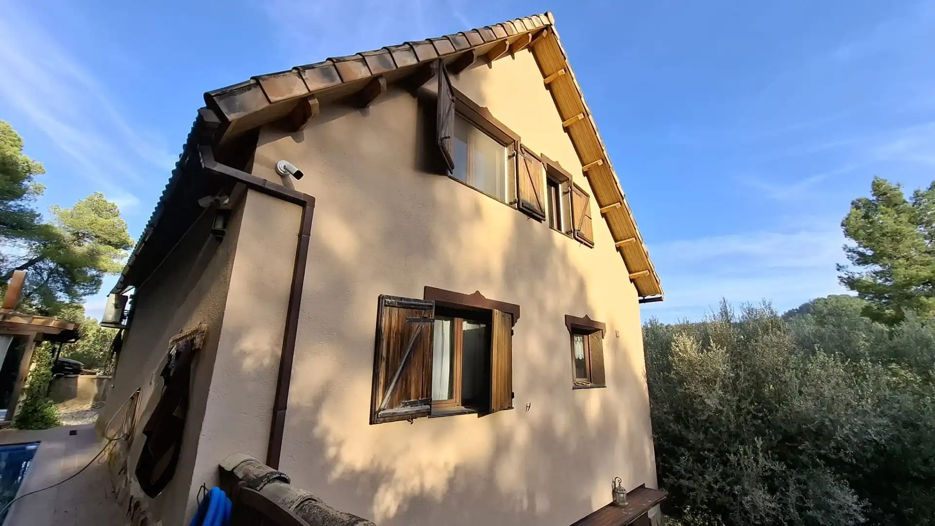 Houses for sale in Vallirana