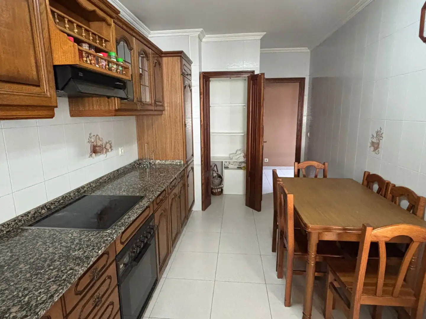 Cocina de Piso en venta en Ferrol con Calefacción, Parquet y Terraza