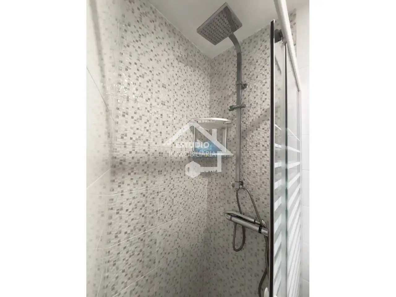 Badezimmer von Wohnung zum Verkauf in Navarrete mit Heizung, Terrasse und Abstellraum