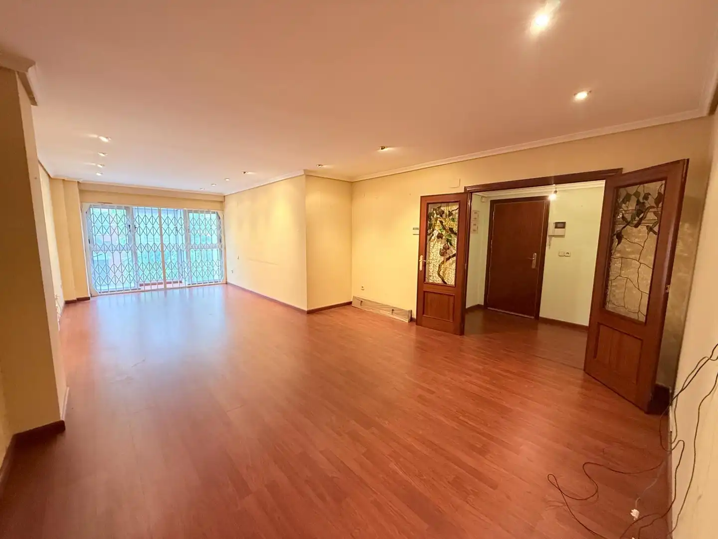 Wohnung zum Verkauf in Valencia mit Parkett und Terrasse