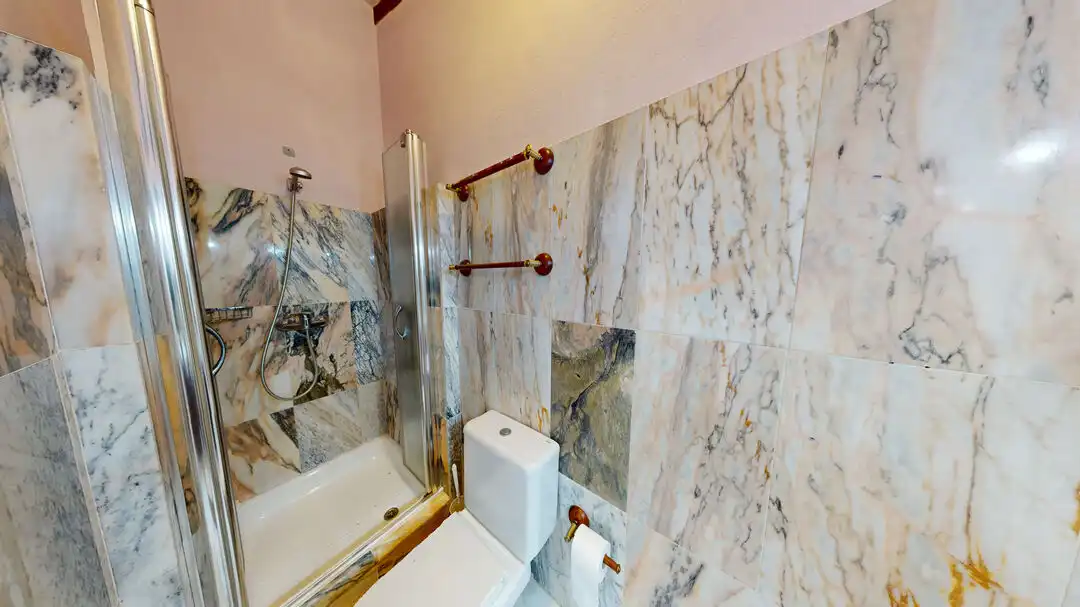 Baño de Dúplex en venta en Santillana del Mar