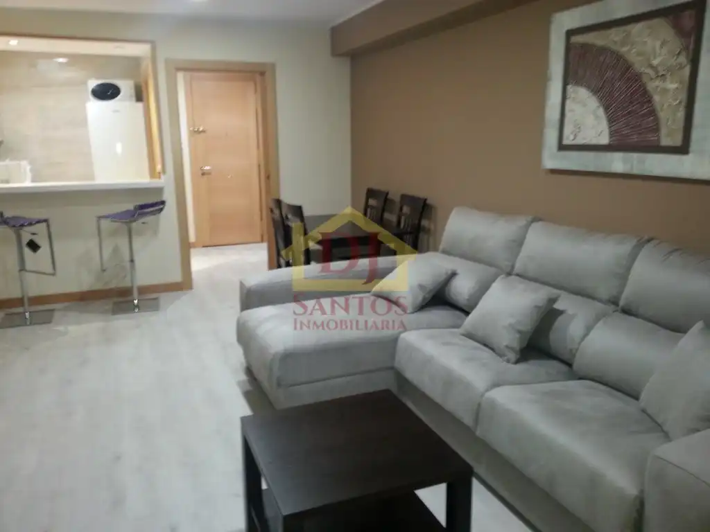 Apartamento de alquiler en Avenida de Italia, Carmelitas