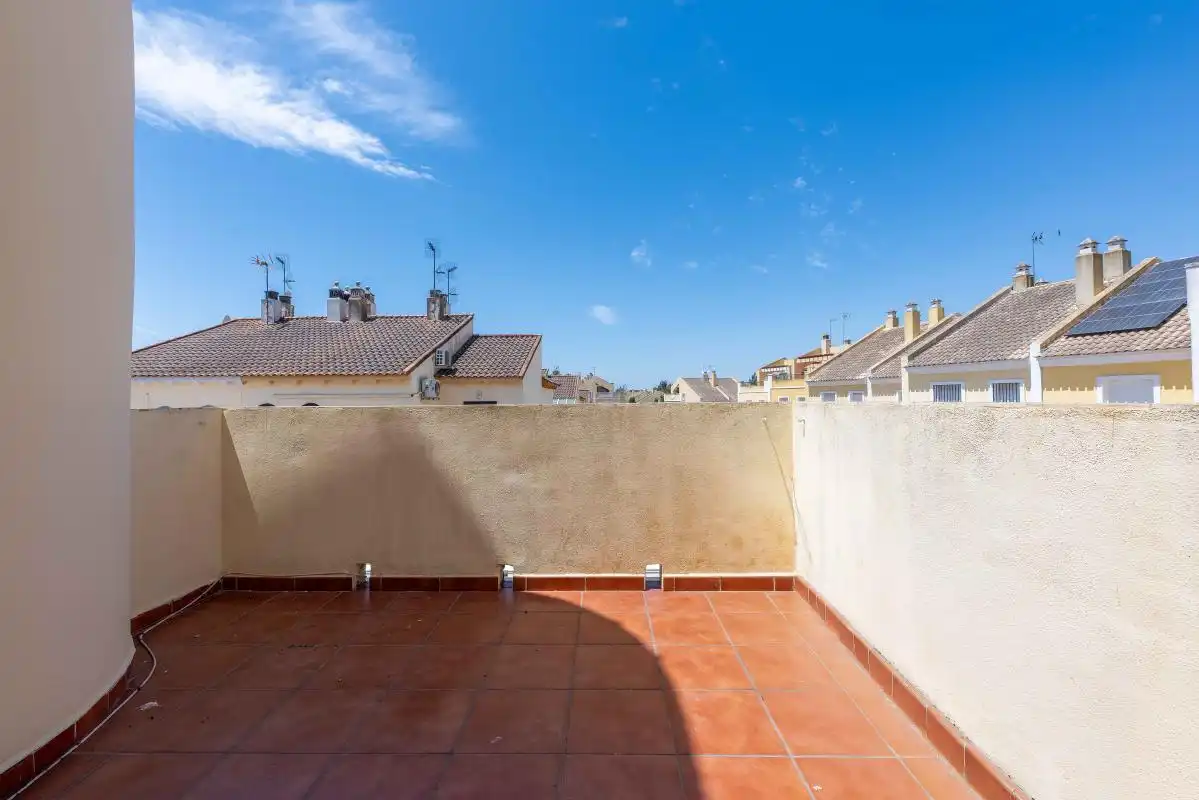 Terraza de Casa adosada en venta en Aznalcázar con Aire acondicionado, Calefacción y Jardín privado