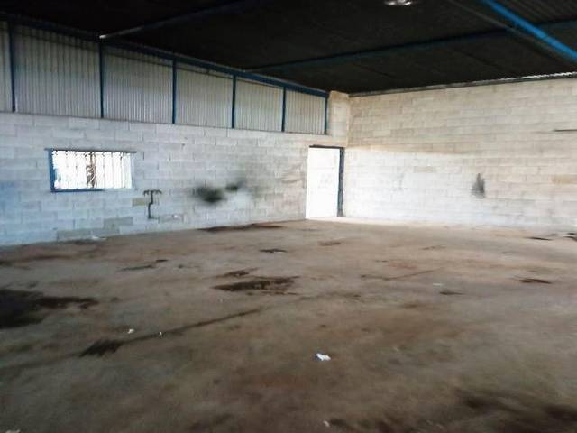 Nave industrial en Alquiler en El Higuerón