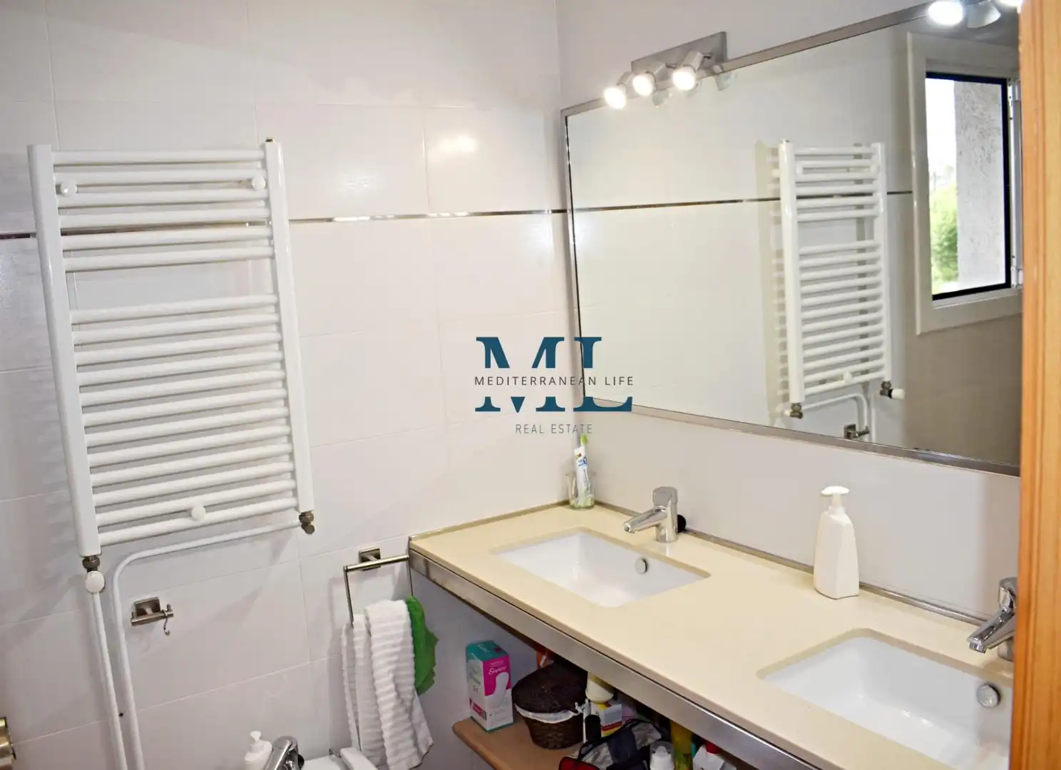 Bathroom of Houses for sale in Roda de Berà  with Heating and Swimming Pool