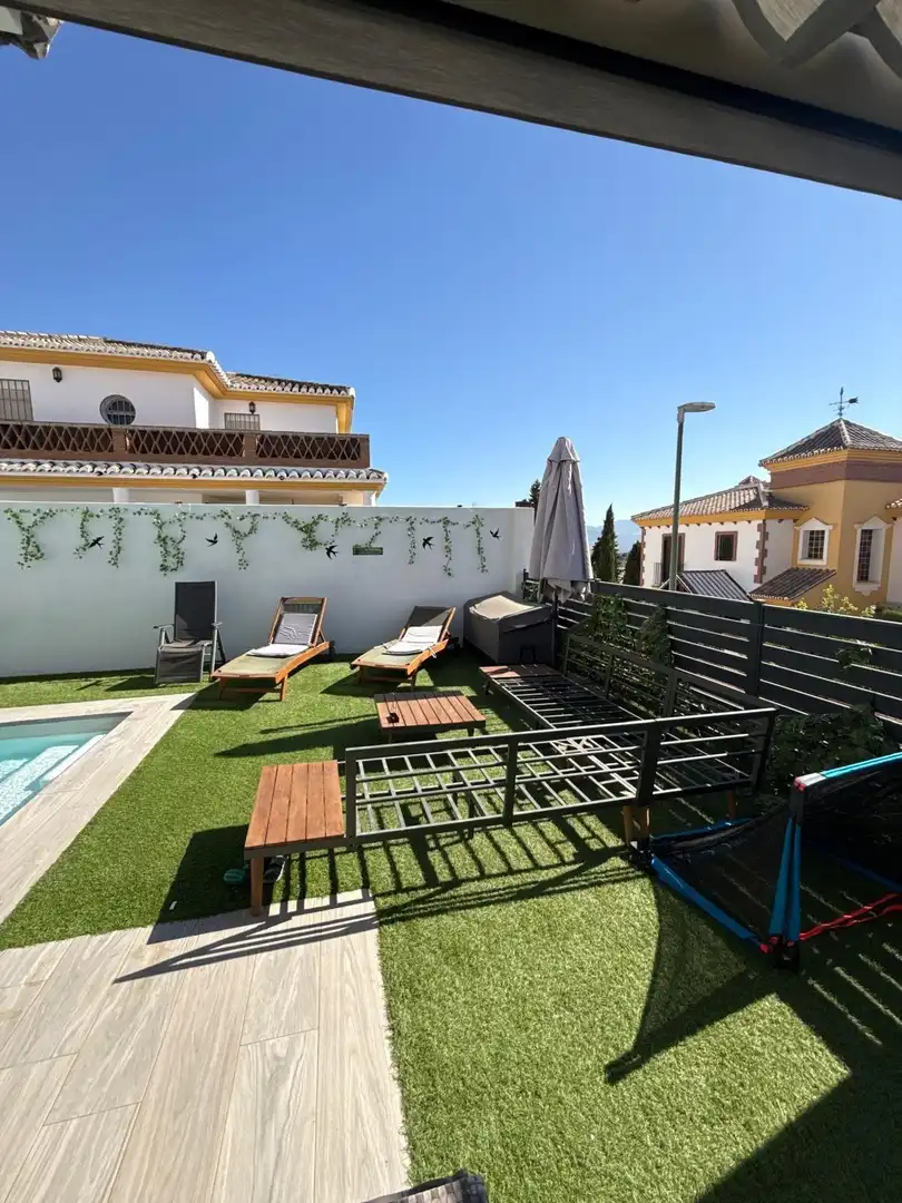 Terraza de Casa o chalet en venta en Málaga con Aire acondicionado, Calefacción y Jardín privado