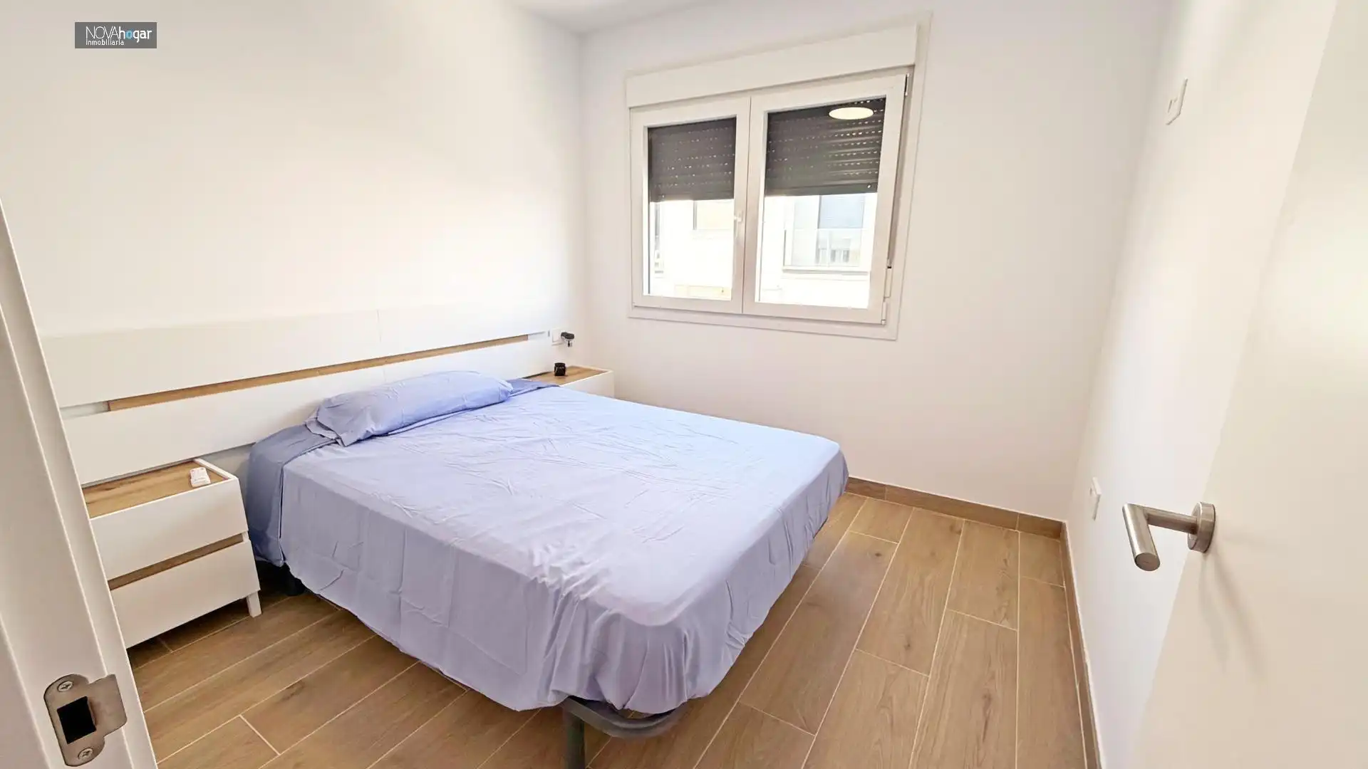 Bedroom of Flat for share in Málaga  with Air Conditioner, Heating and Furnished