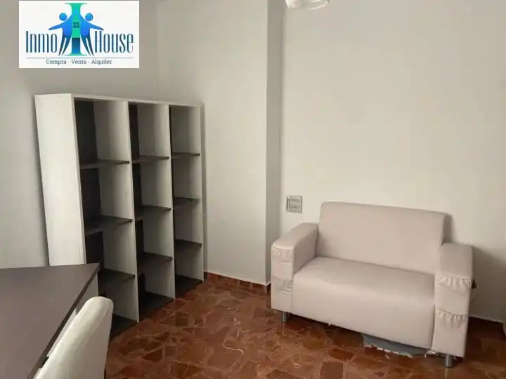Wohnzimmer von Wohnung zur Miete in Albacete mit Klimaanlage, Heizung und Terrasse