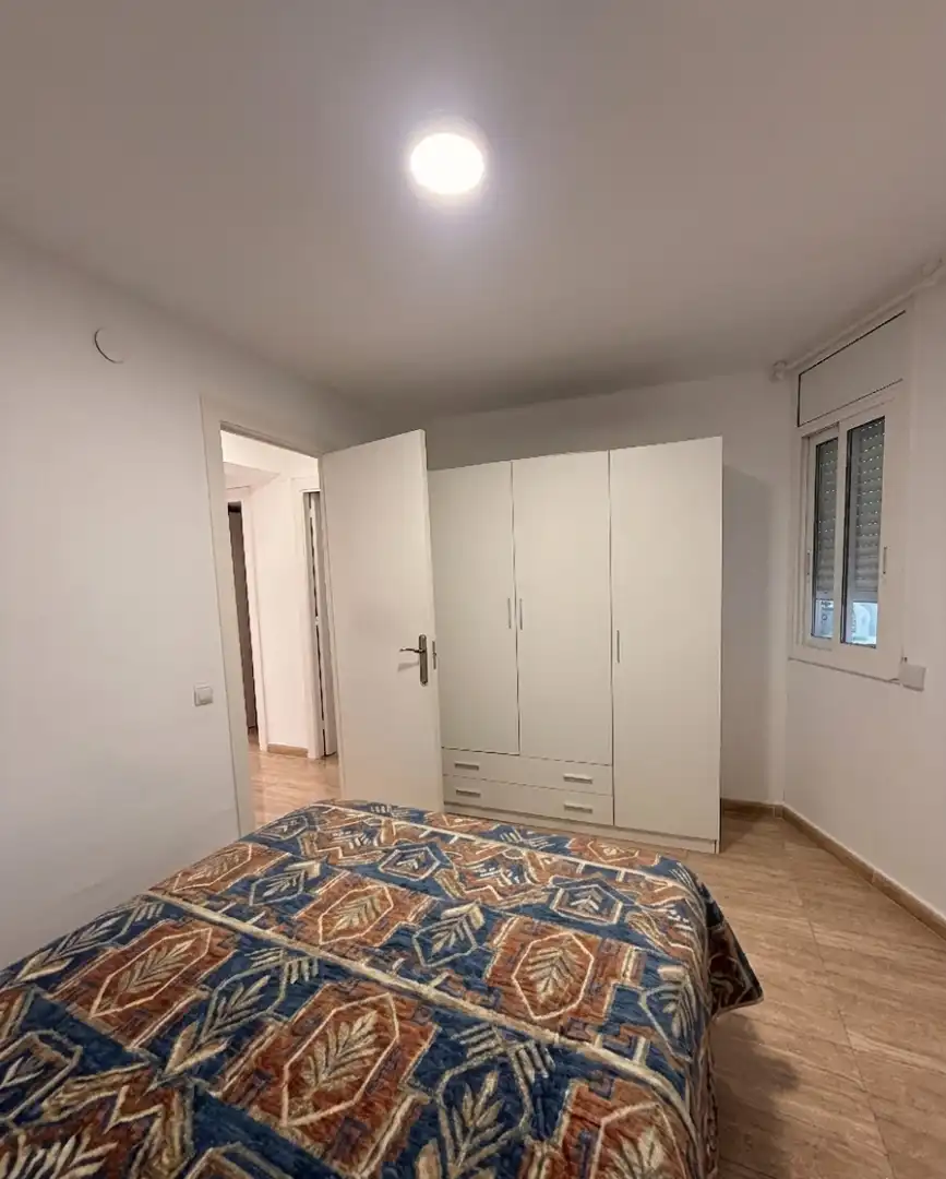 Dormitori de Pis en venda en Reus amb Aire condicionat, Calefacció i Terrassa