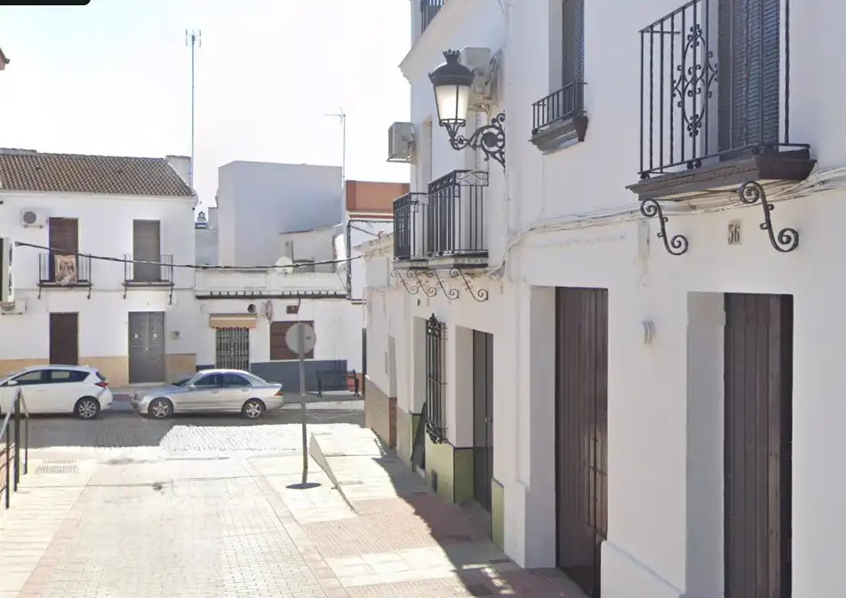 Vista exterior de Piso en venta en Carrión de los Céspedes