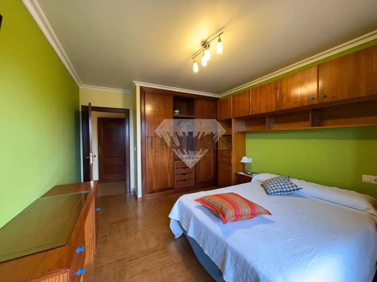 Bedroom of Houses for sale in Marín  with Heating, Private garden and Parquet flooring