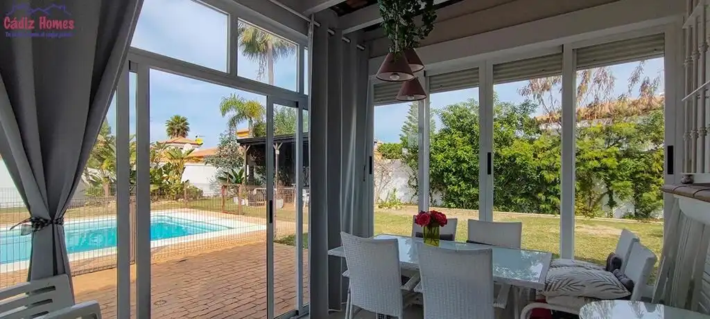 Terrace of Houses for sale in Chiclana de la Frontera  with Air Conditioner, Heating and Private garden