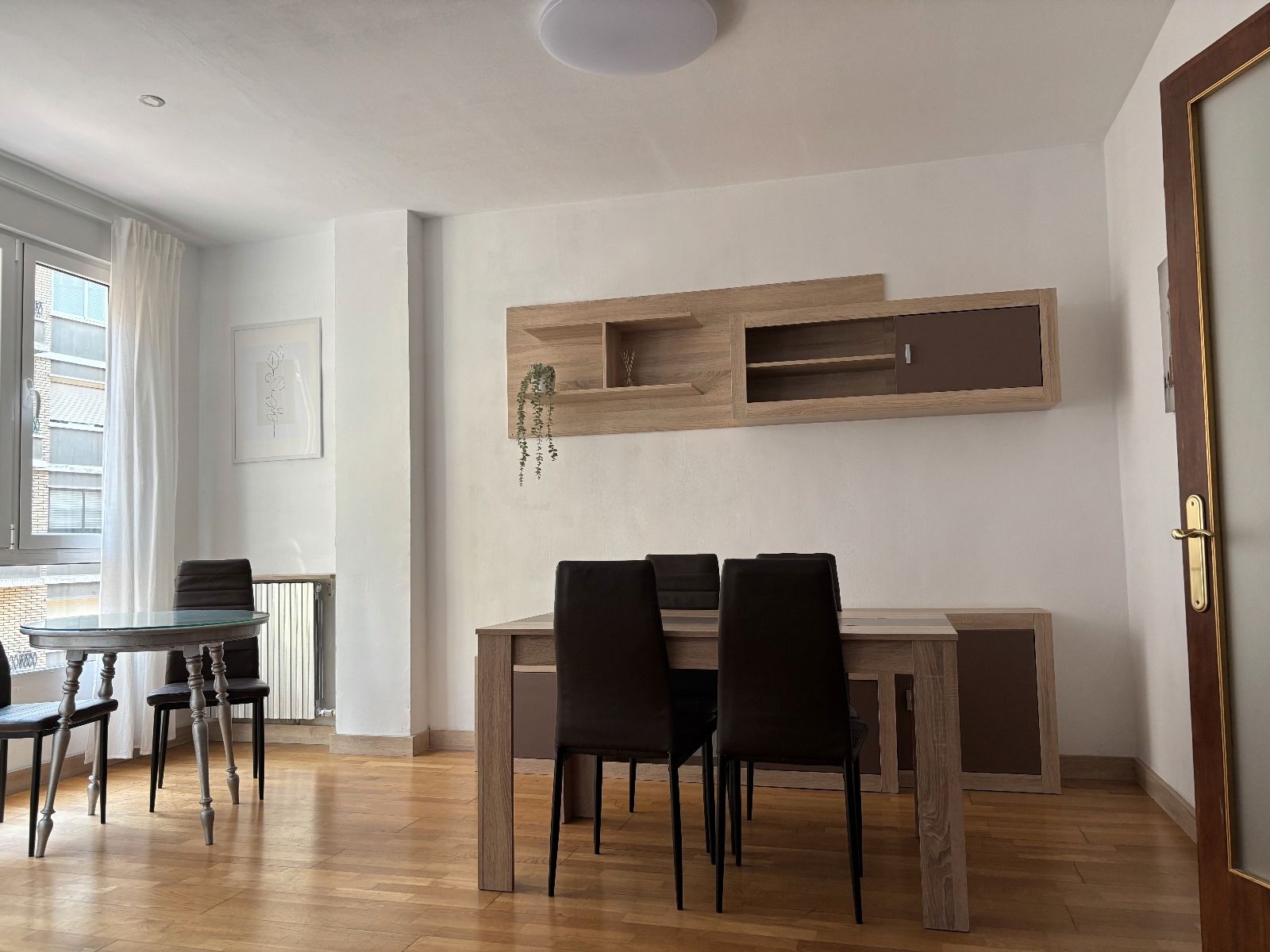 Dining room of Flat to rent in  Zaragoza Capital  with Heating, Parquet flooring and Furnished