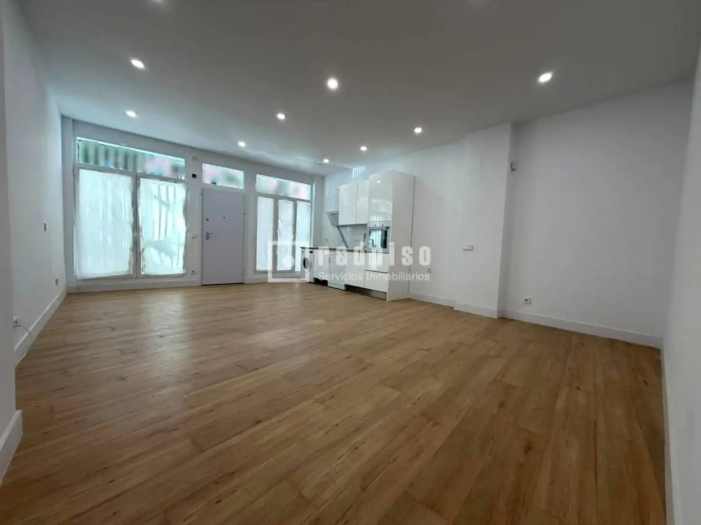 Vista exterior de Piso en venta en Carabanchel