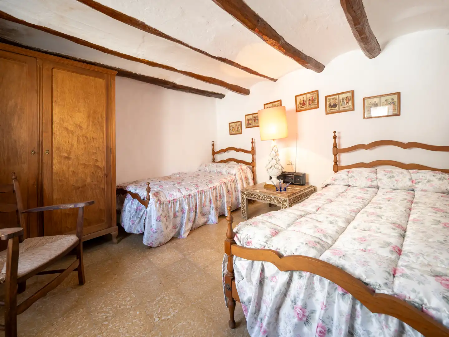Habitación de Casa o chalet en venta en Torrelles de Foix con Jardín privado, Terraza y Amueblado