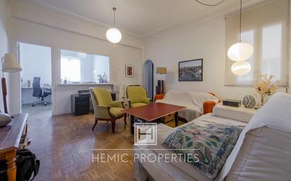 Living room of Flat for sale in  Madrid Capital