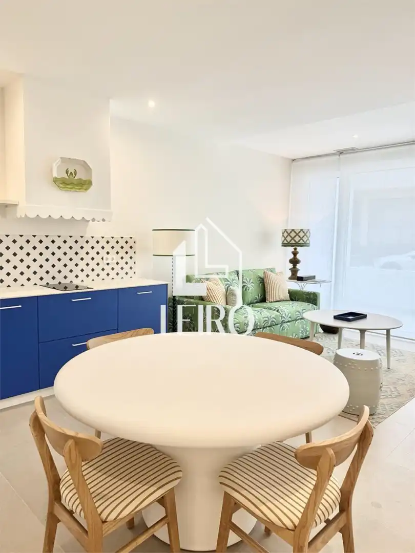 Sala d'estar de Apartament en venda en Vilagarcía de Arousa amb Calefacció, Terrassa i Moblat