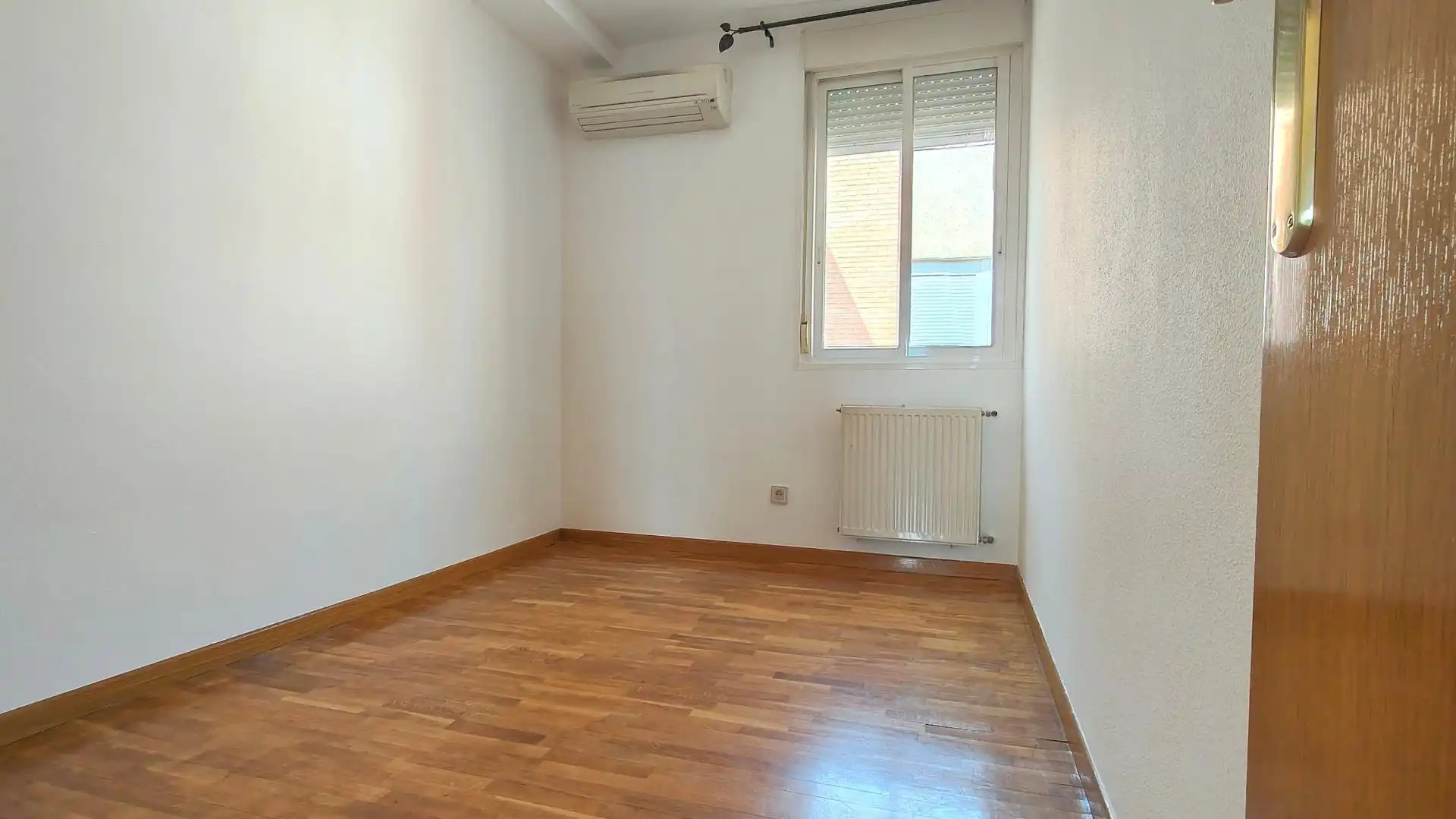 Schlafzimmer von Wohnung zum Verkauf in Arganda del Rey mit Klimaanlage, Heizung und Parkett