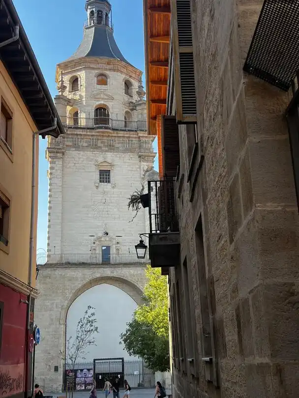 Vista exterior de Pis en venda en Vitoria - Gasteiz amb Calefacció