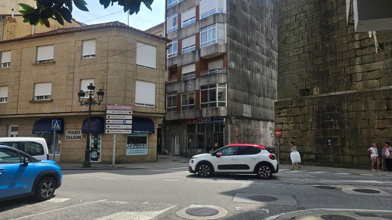 Vista exterior de Pis en venda en Redondela amb Calefacció i Terrassa