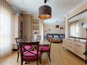 Piso con balcón en venta en Casco Antiguo