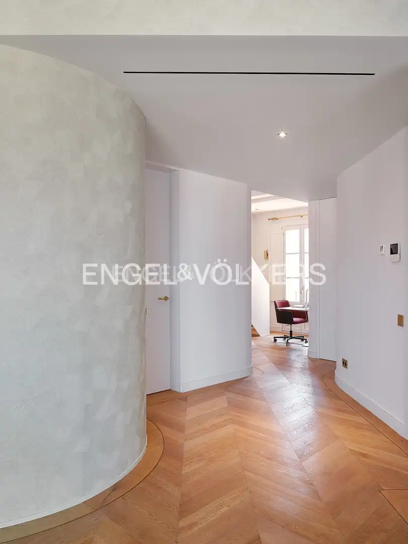 Attic for sale in Barcelona  with Air Conditioner, Heating and Parquet flooring