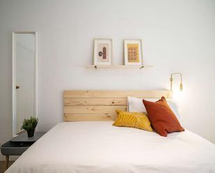 Bedroom of Flat to share in  Madrid Capital  with Air Conditioner and Terrace