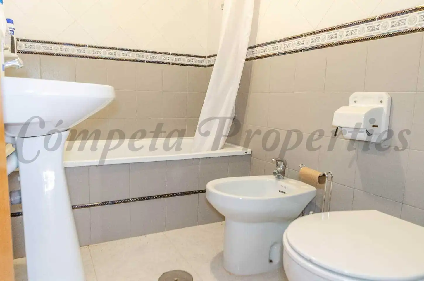 Casa rústica con terraza en venta en Comares, imagen 13