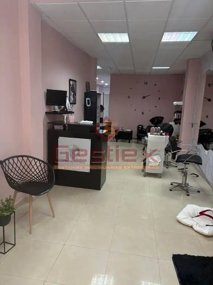 Local comercial en venda a Almendralejo