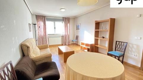 Foto 3 de Piso de alquiler en Huesas del Vasallo, Reyes Católicos - Paseo San Antonio, Cuenca