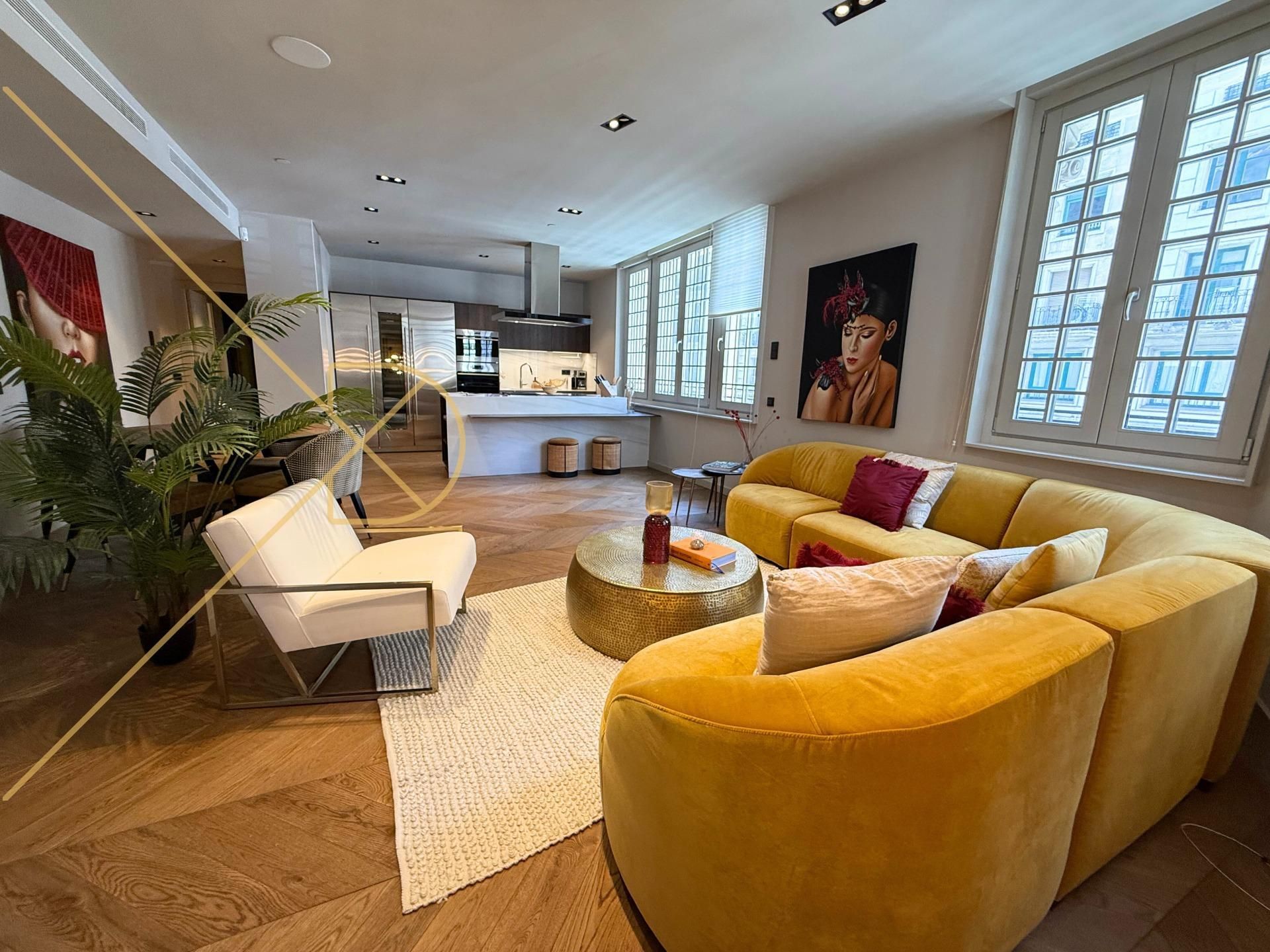 Living room of Flat for sale in  Barcelona Capital  with Parquet flooring