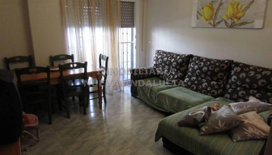 Foto 1 de Piso de alquiler en Retamar, Almería