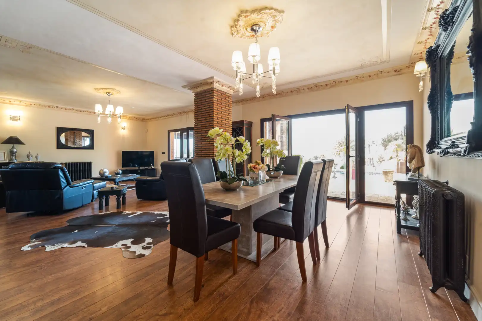 Dining room of Houses for sale in Benalmádena  with Air Conditioner, Heating and Private garden