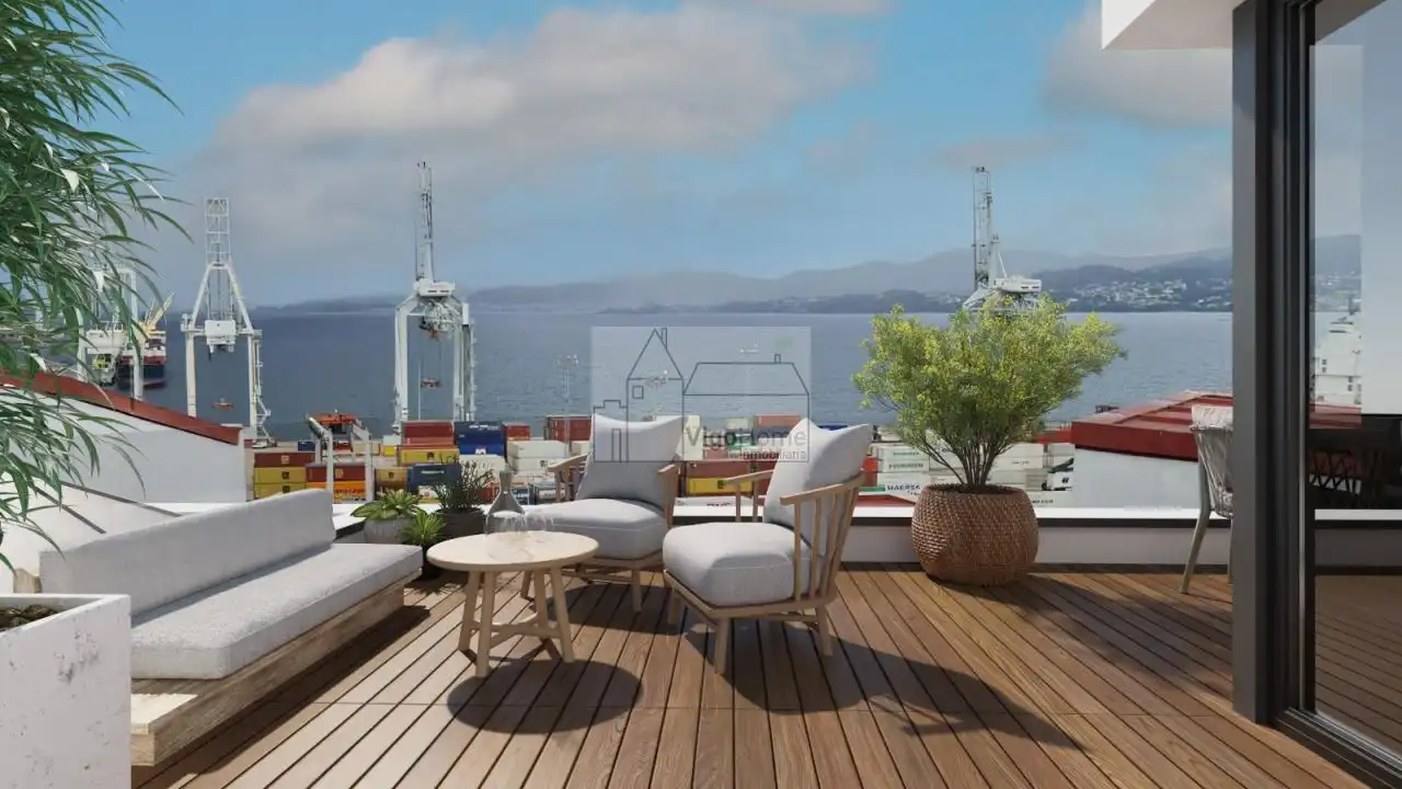 Piso con terraza en venta en Sanjurjo Badía