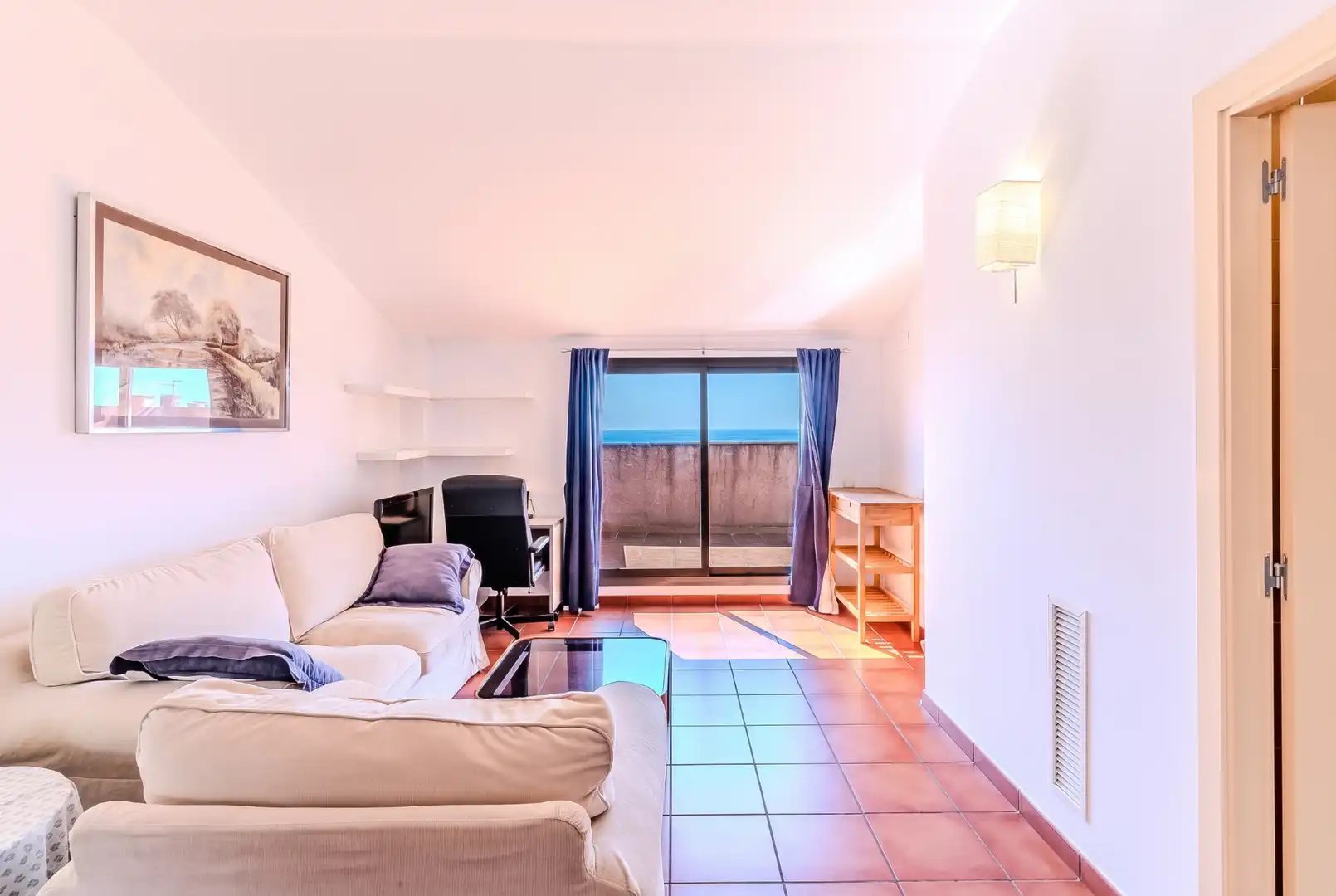 Sala de estar de Dúplex en venta en L'Ametlla de Mar  con Aire acondicionado, Calefacción y Terraza